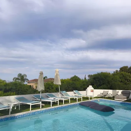 Akefalou Bay Villa